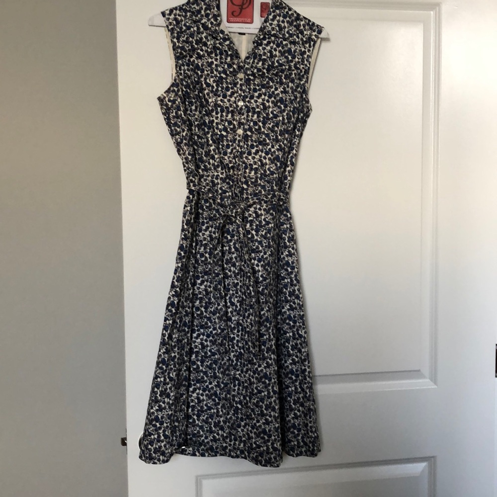 Brooks Brothers blue floral sleeveless dress